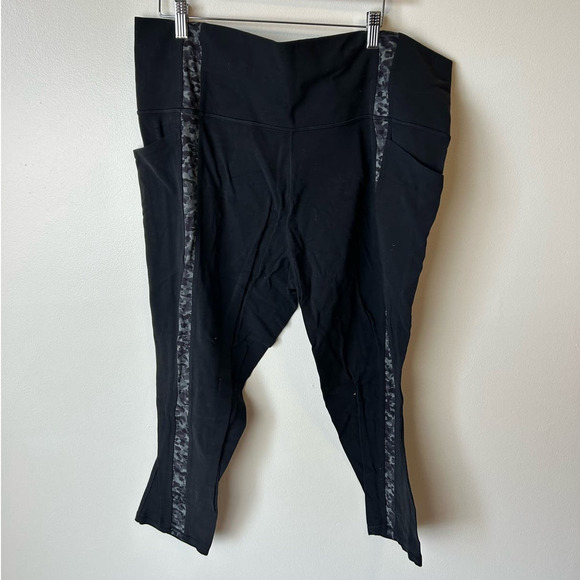 Athleta Salutation Stash Pocket II Serene 7/8 Tight Pants Black Sequoia‎ Size 3X - Picture 4 of 6